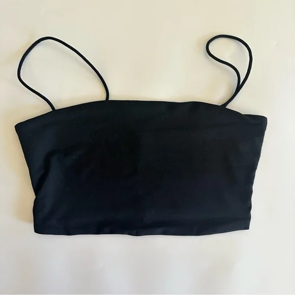 SHEIN Black Cropped Tank Top AND White Cropped Tank Top Bundle Size XS - Picture 6 of 10